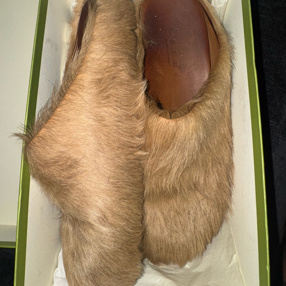 Faux Fur Slippers in Tan